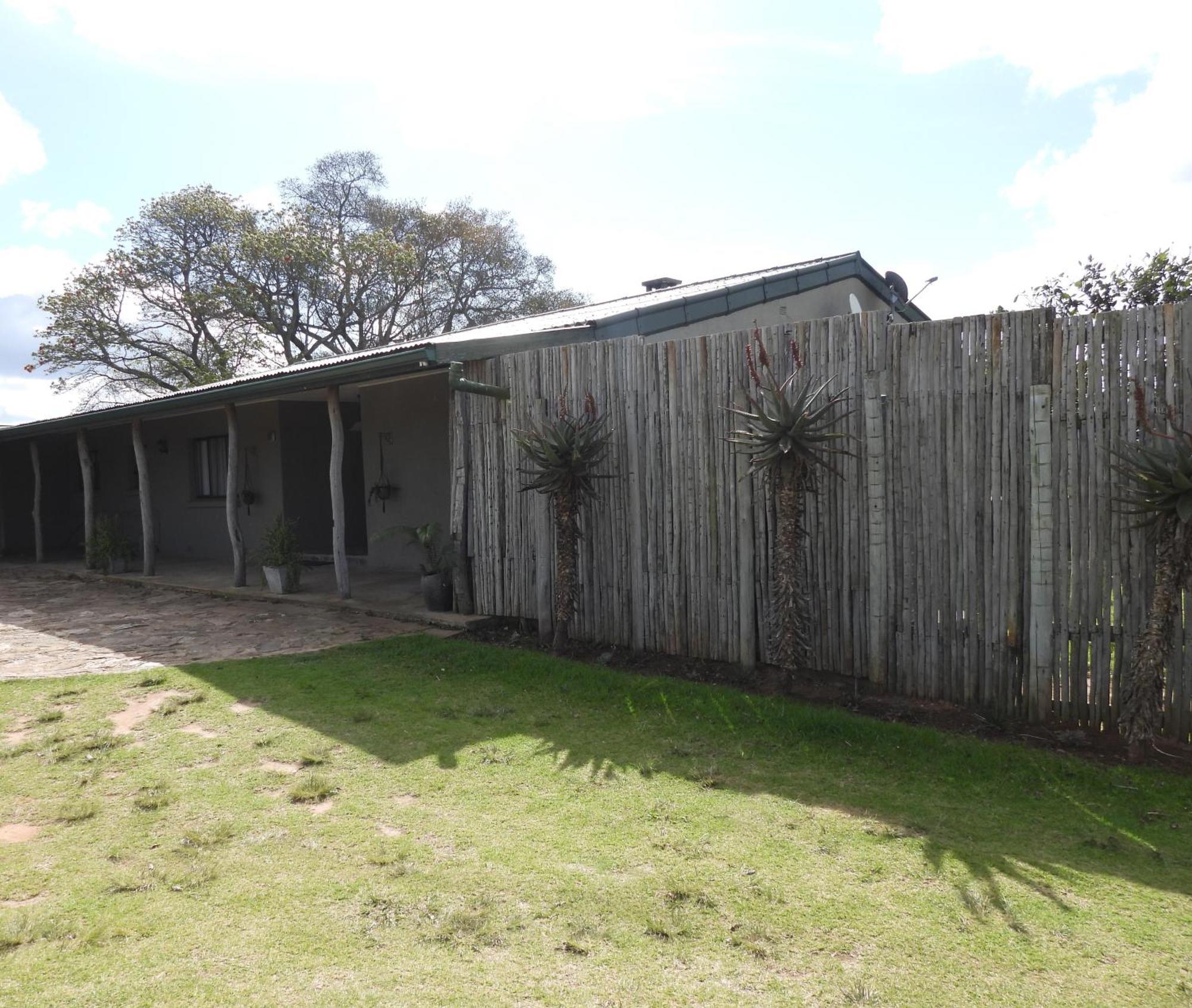 גרהמסטאון The Ranch House At African Safari Lodge מראה חיצוני תמונה